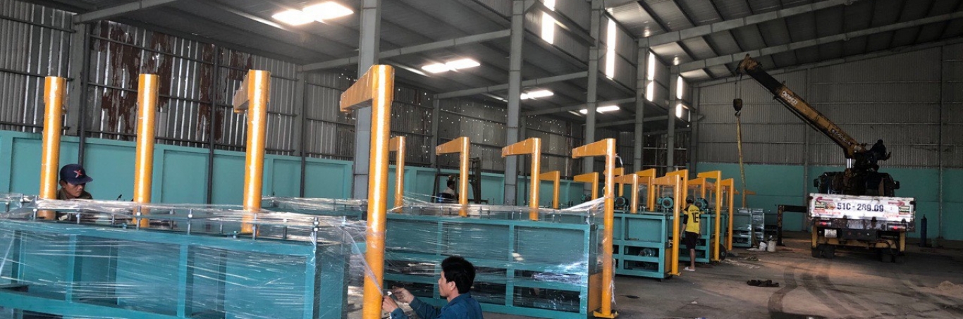 Máy kéo sắt liên hoàn